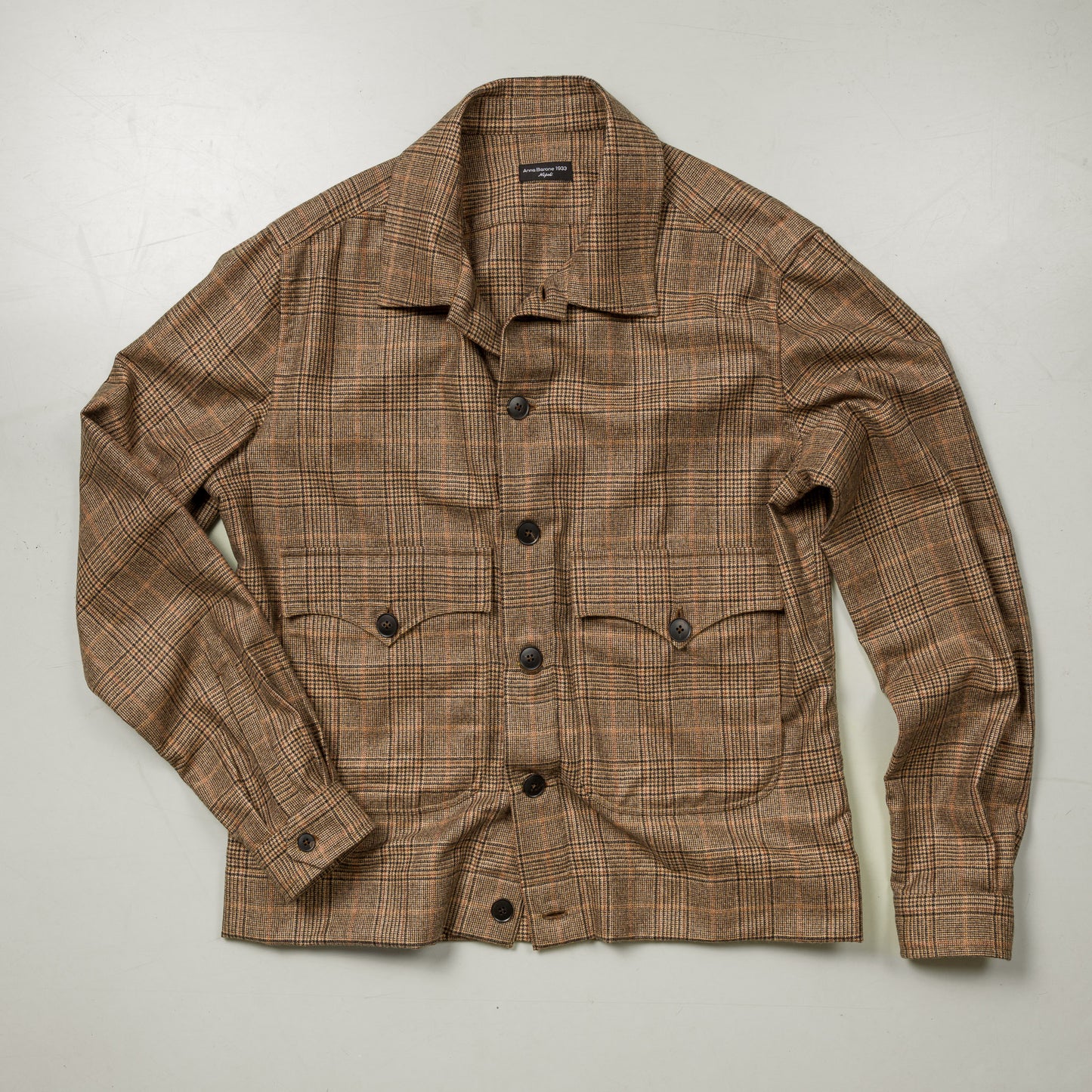 01 | Shacket | M. Brown