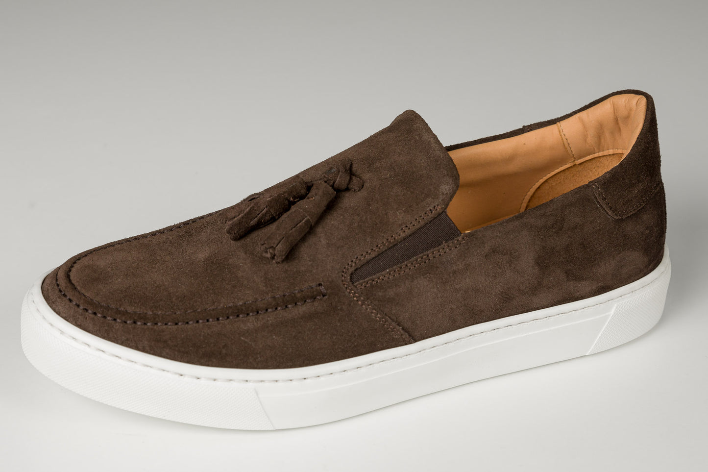 05 | Sneakers | D. Brown/White