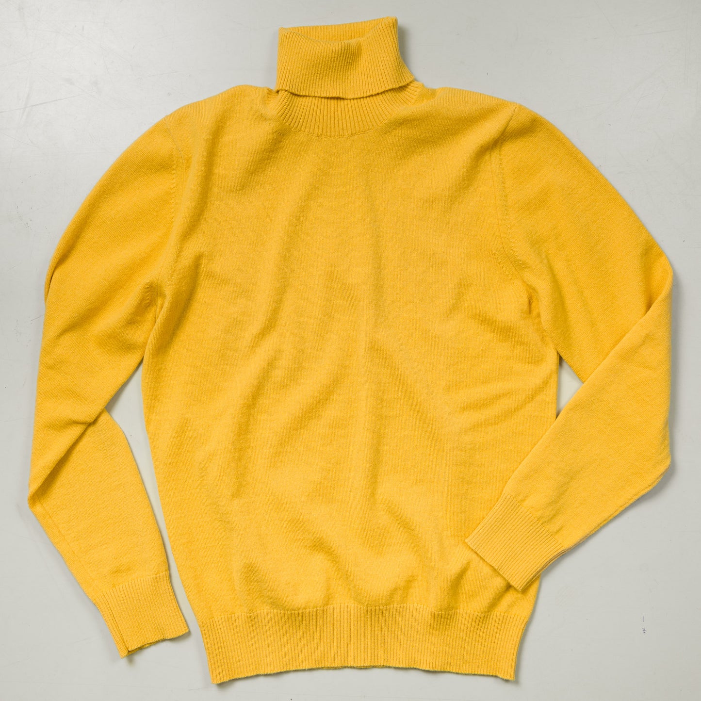 Knit B15 | Yellow | 70% Wool + 30% Cashmere